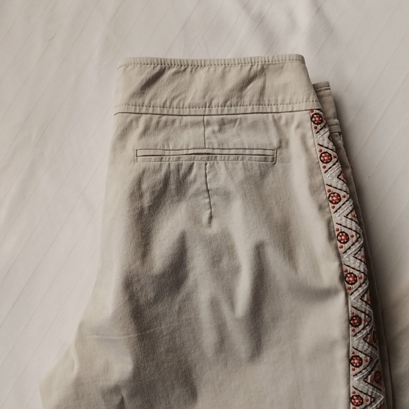 BCBG Vintage Y2K Embroidered Cotton Pant- Sz. 0 - Picture 5 of 9